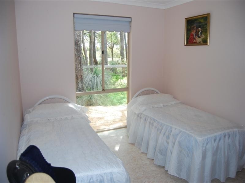 24 Gertrude Avenue, Champion Lakes WA 6111