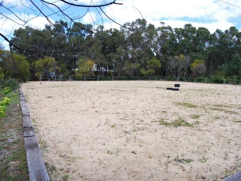 24 Gertrude Avenue, Champion Lakes WA 6111