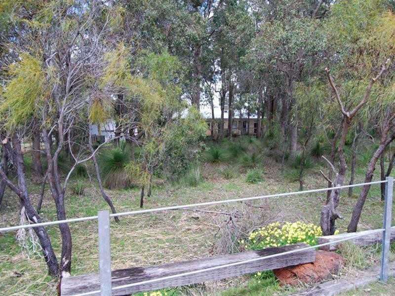 24 Gertrude Avenue, Champion Lakes WA 6111