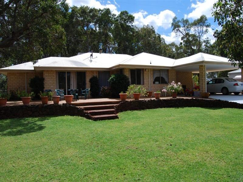 24 Gertrude Avenue, Champion Lakes WA 6111