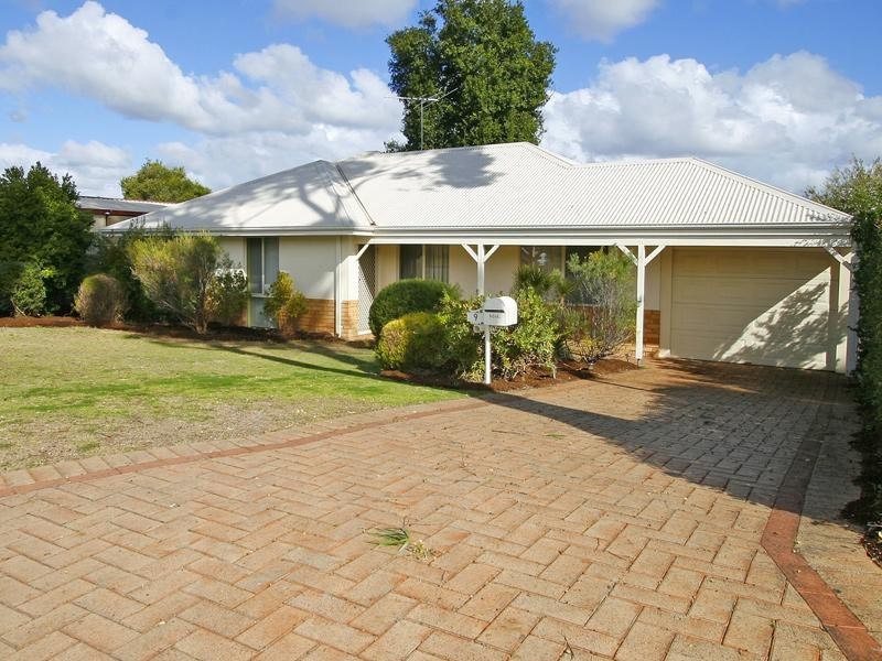 9 Digby Street, Gosnells WA 6110