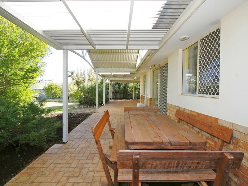 9 Digby Street, Gosnells WA 6110