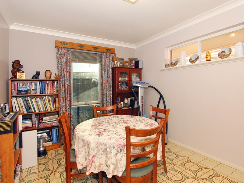 86 Derry Avenue, Mount Nasura WA 6112