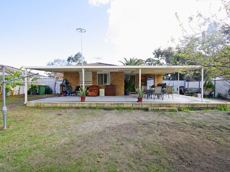 13 Wedgetail Court, Brookdale WA 6112