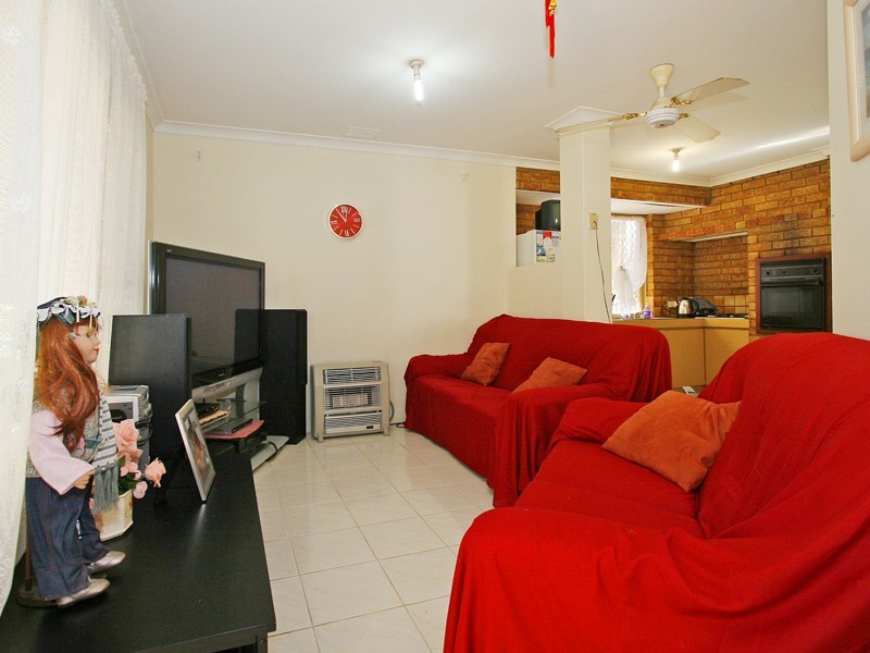 13 Wedgetail Court, Brookdale WA 6112