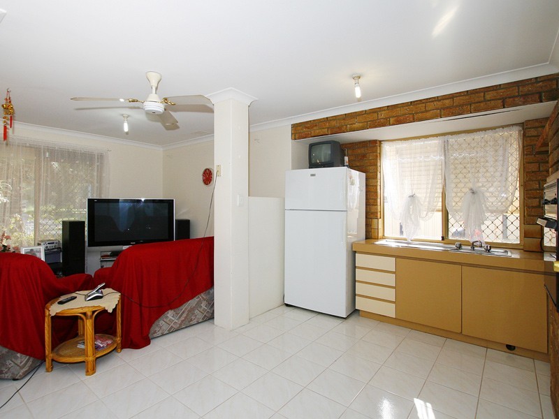 13 Wedgetail Court, Brookdale WA 6112