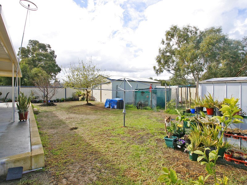 13 Wedgetail Court, Brookdale WA 6112