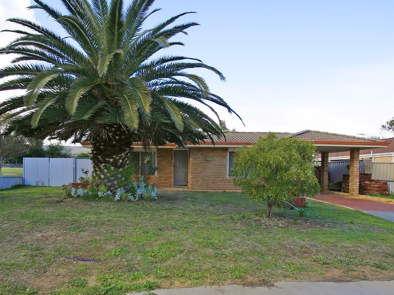 13 Wedgetail Court, Brookdale WA 6112