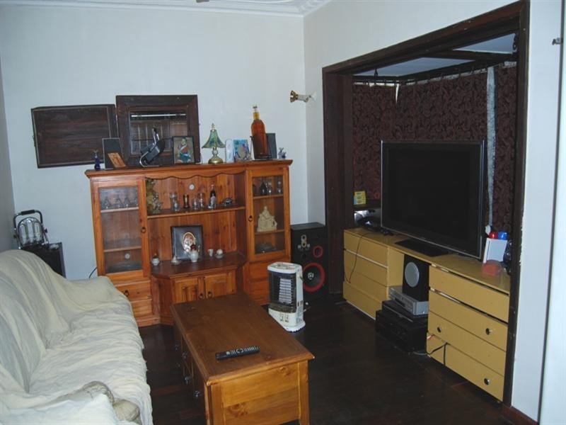 1 Railway Avenue, Kelmscott WA 6111