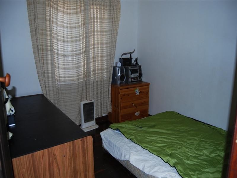 1 Railway Avenue, Kelmscott WA 6111