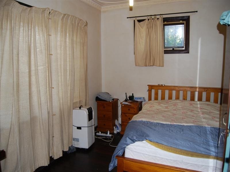 1 Railway Avenue, Kelmscott WA 6111