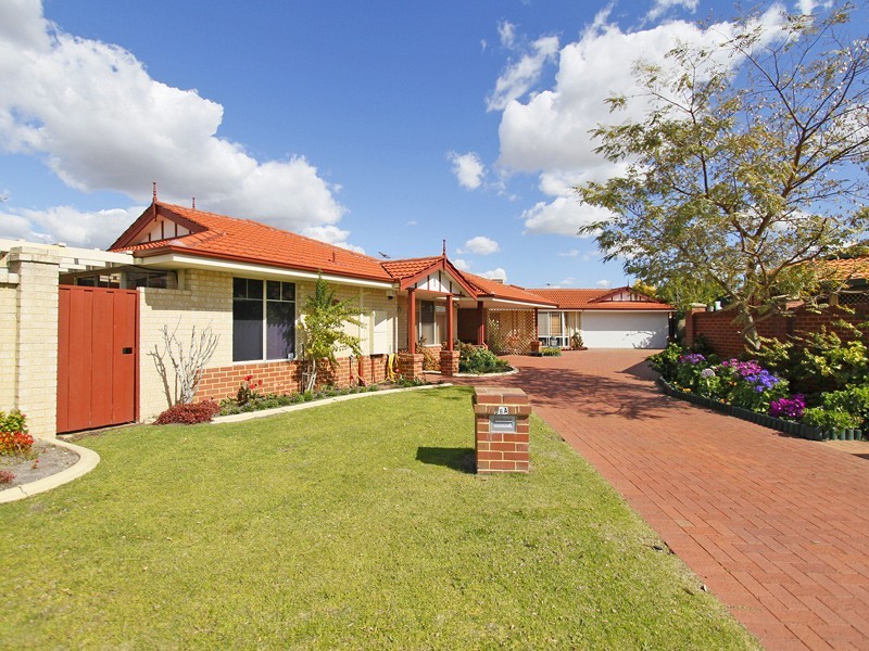 56A Towncentre Drive, Thornlie WA 6108