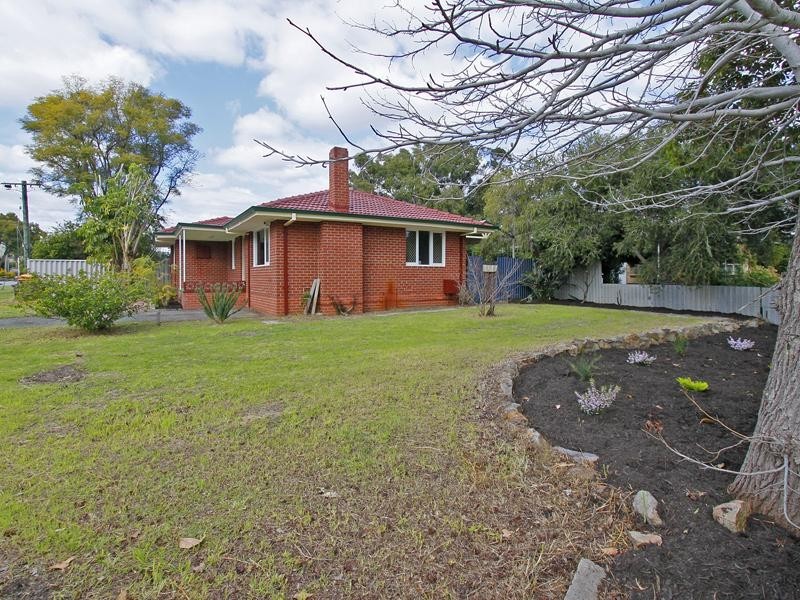 1 Norman Street, Gosnells WA 6110