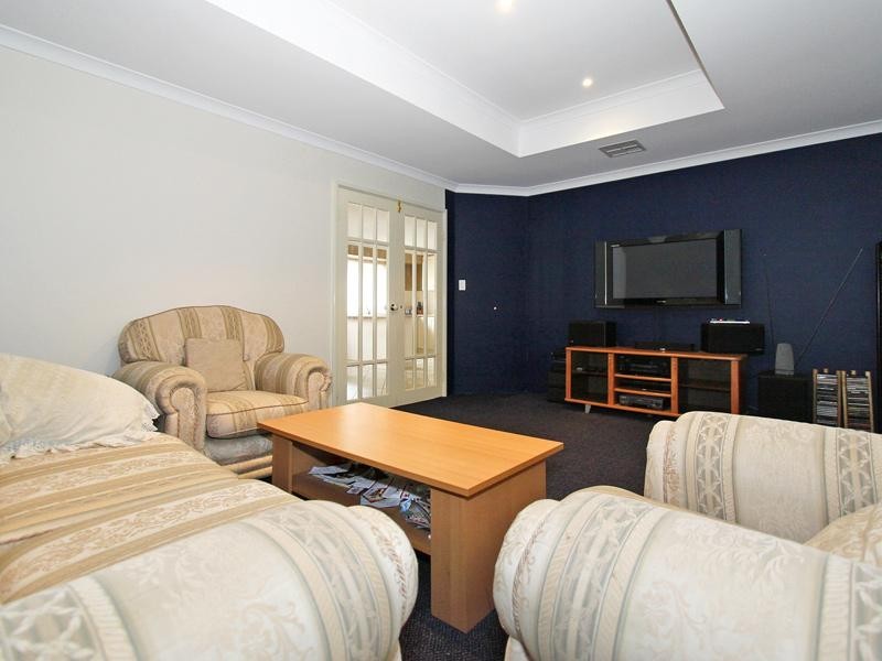 83 Wright Crescent, Bayswater WA 6053