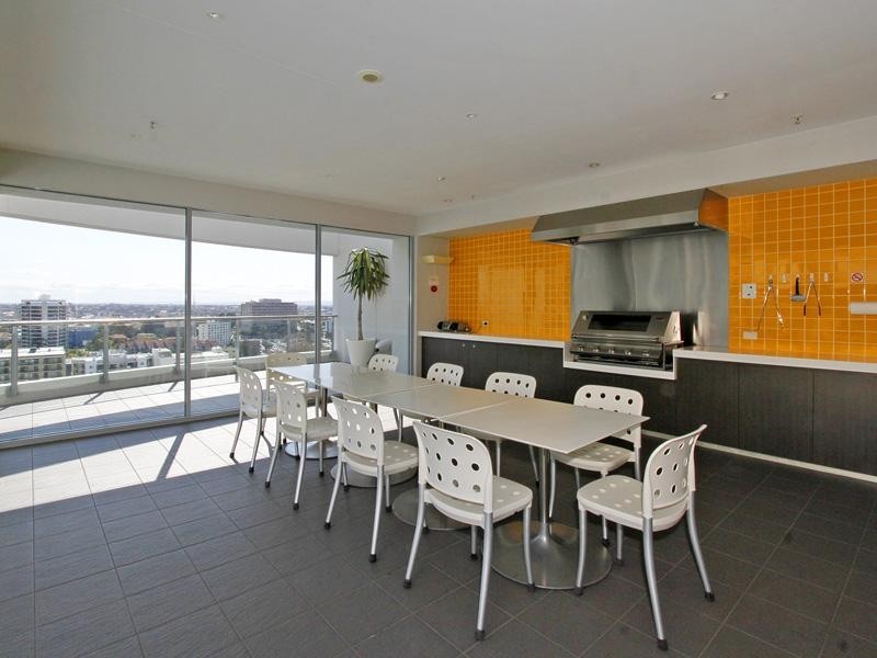 32/42 Terrace Road, East Perth WA 6004