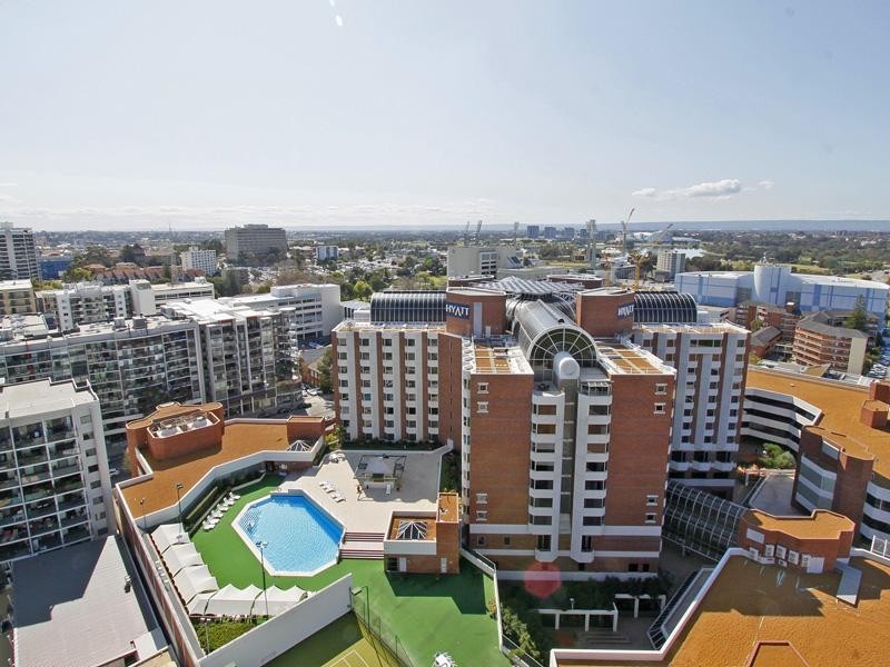 32/42 Terrace Road, East Perth WA 6004