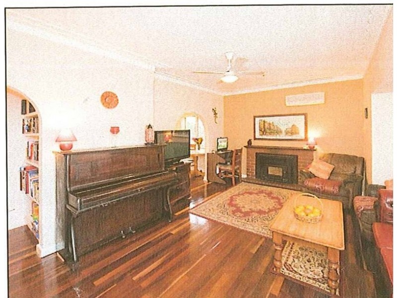 45 Thornlie Avenue, Thornlie WA 6108