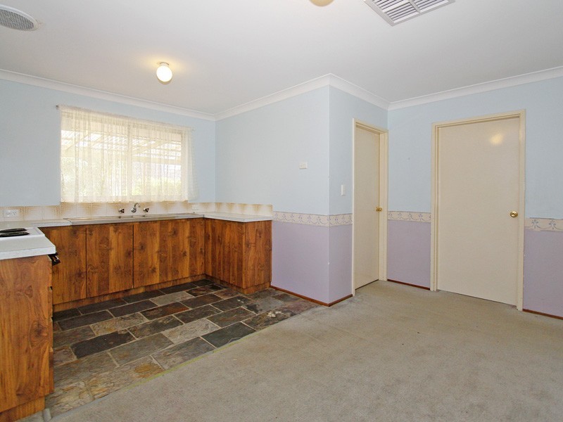14b Young Street, Gosnells WA 6110