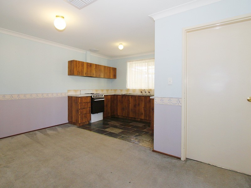 14b Young Street, Gosnells WA 6110