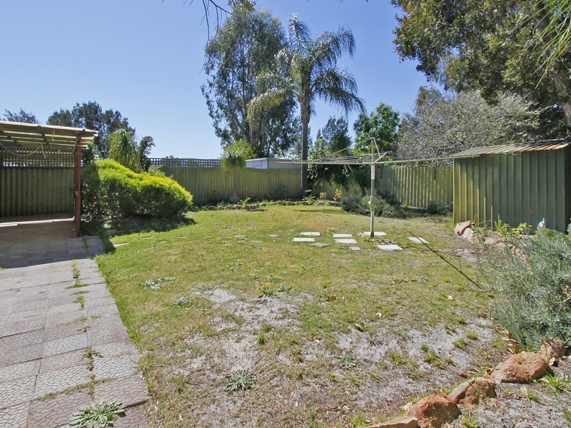 14b Young Street, Gosnells WA 6110