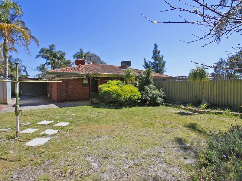 14b Young Street, Gosnells WA 6110