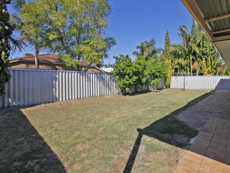 3 Brushbox Way, Huntingdale WA 6110