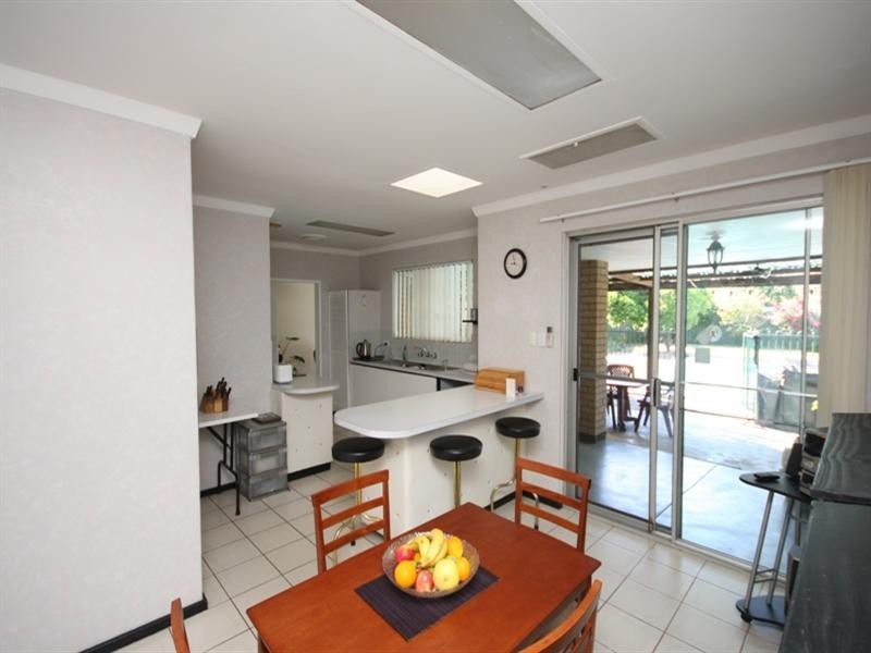 88 Gribble Avenue, Armadale WA 6112