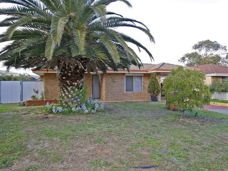 13 Wedgetail Court, Brookdale WA 6112