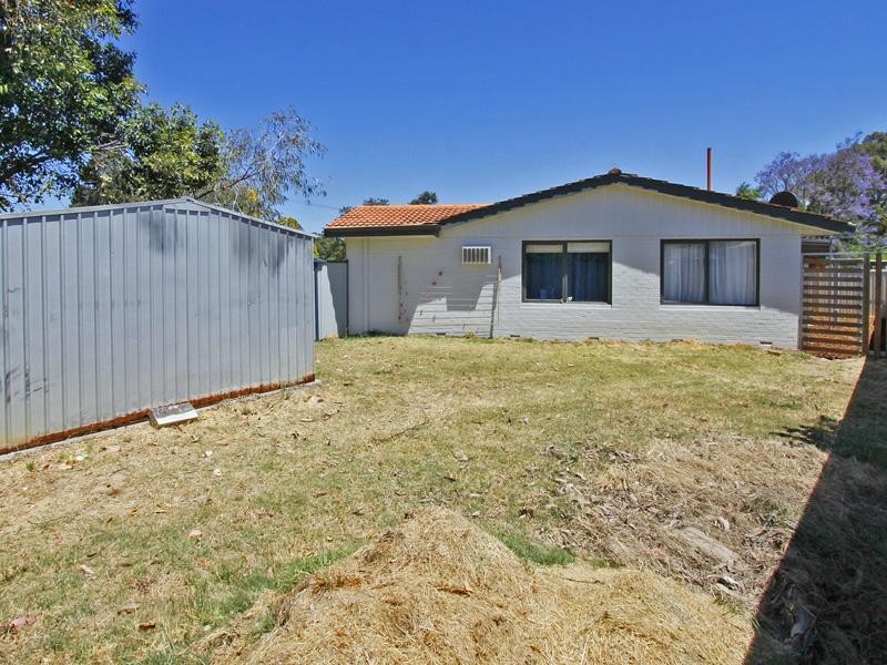 14 McCARTHY Street, Armadale WA 6112