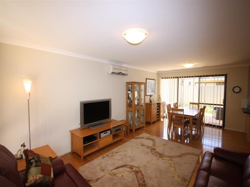 8/40 Fifth Road, Armadale WA 6112