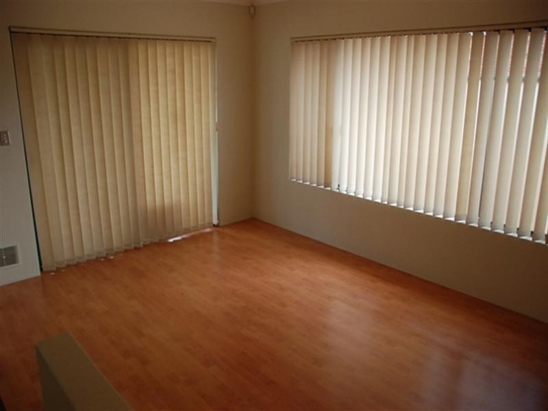 13 Dollarbird Road, Southern River WA 6110