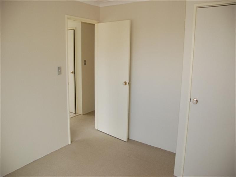 13 Dollarbird Road, Southern River WA 6110