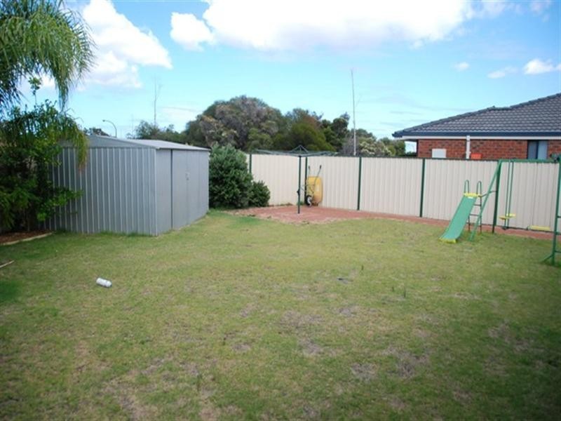 13 Dollarbird Road, Southern River WA 6110