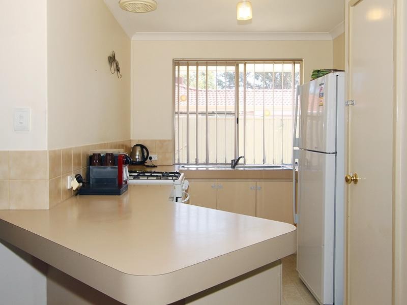 6/10 Bertram, Maddington WA 6109