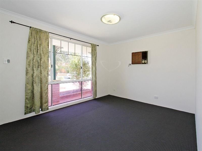 38 Nyandi Court, Thornlie WA 6108