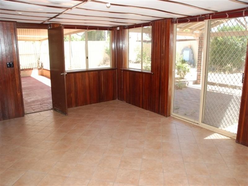 150 Chamberlain Street, Gosnells WA 6110