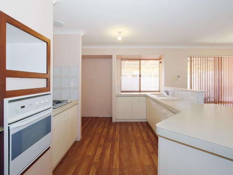 3 Brushbox Way, Huntingdale WA 6110