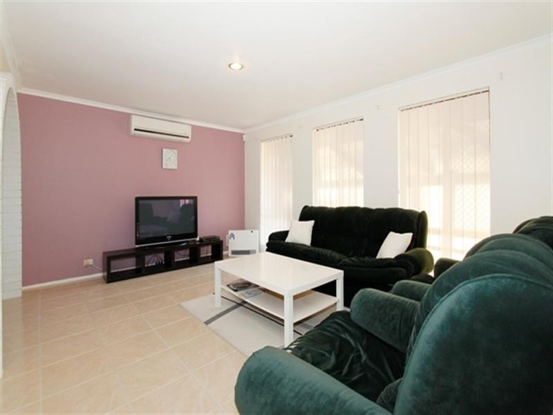 49 ASTINAL Drive, Gosnells WA 6110