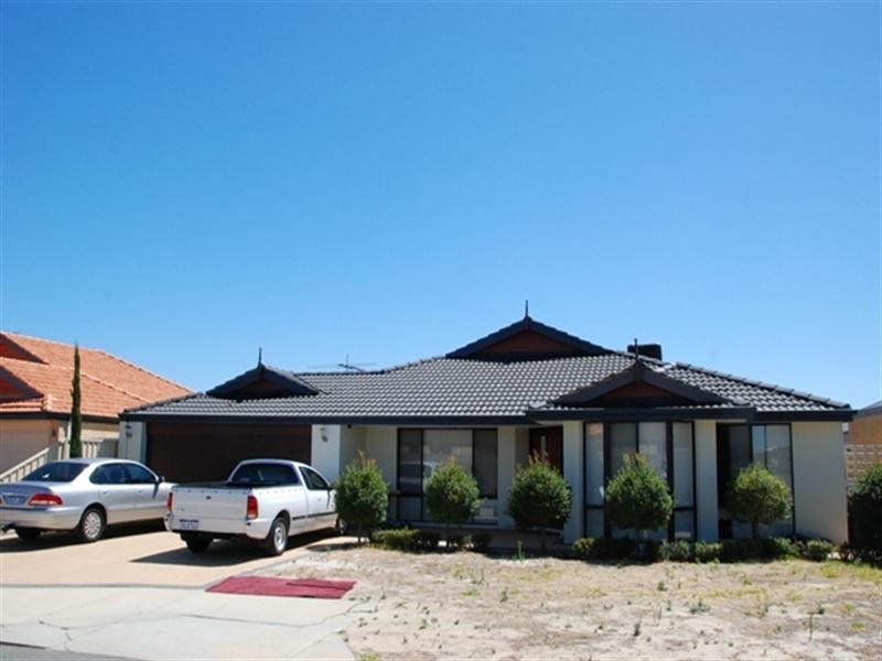 20 Copperback Circle, Huntingdale WA 6110