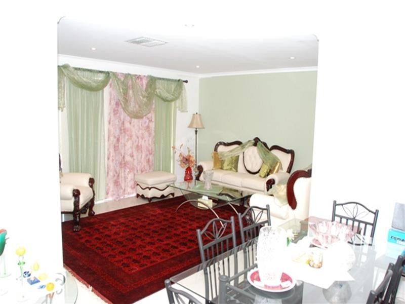 20 Copperback Circle, Huntingdale WA 6110