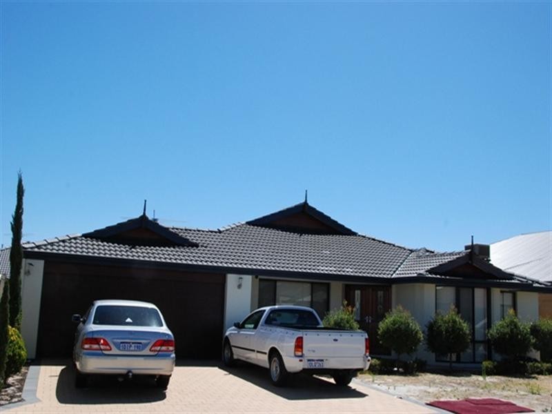 20 Copperback Circle, Huntingdale WA 6110