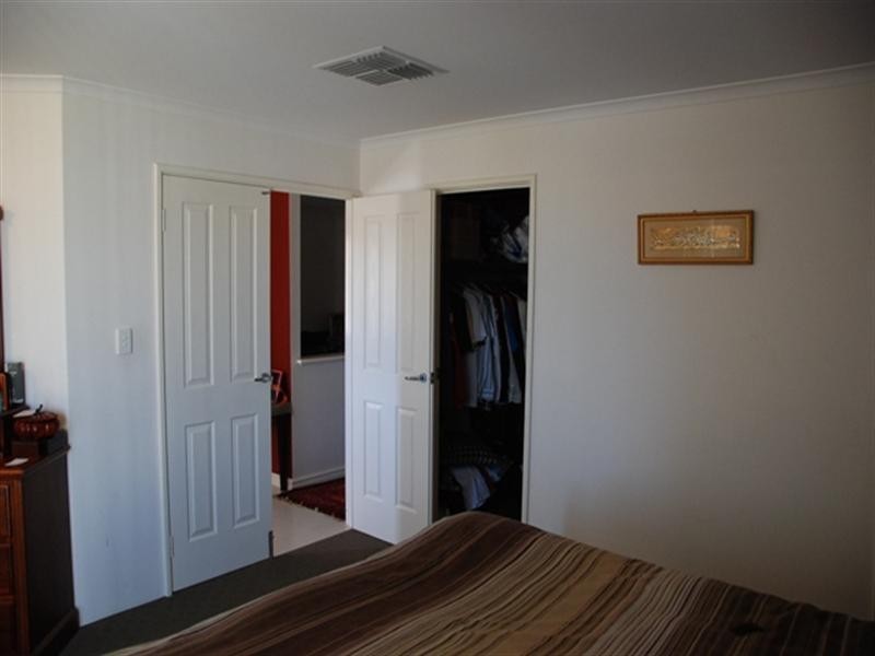 20 Copperback Circle, Huntingdale WA 6110