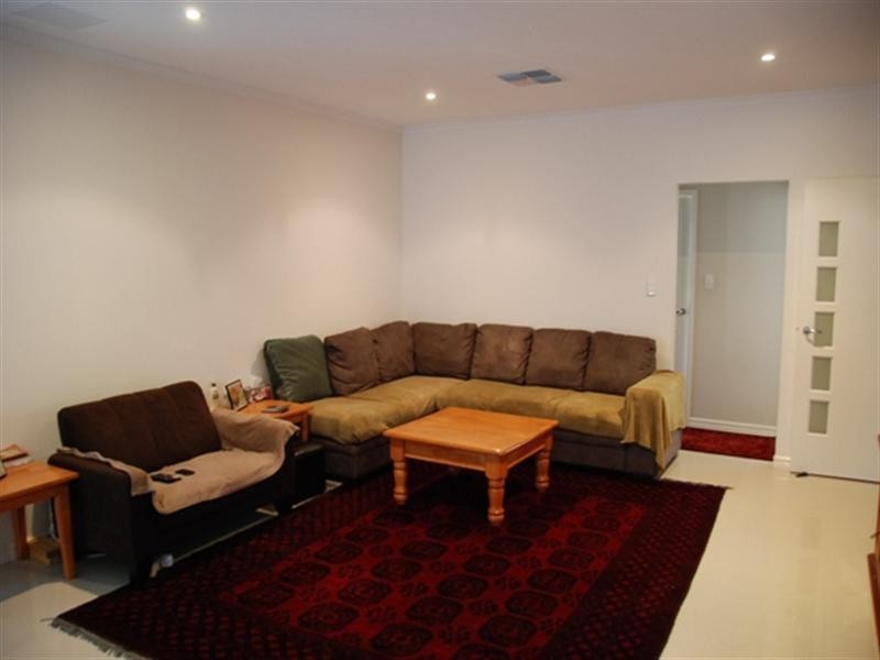 20 Copperback Circle, Huntingdale WA 6110