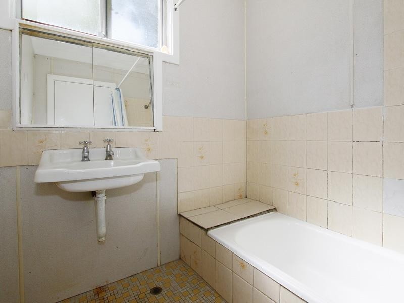 6 Tay Court, Gosnells WA 6110