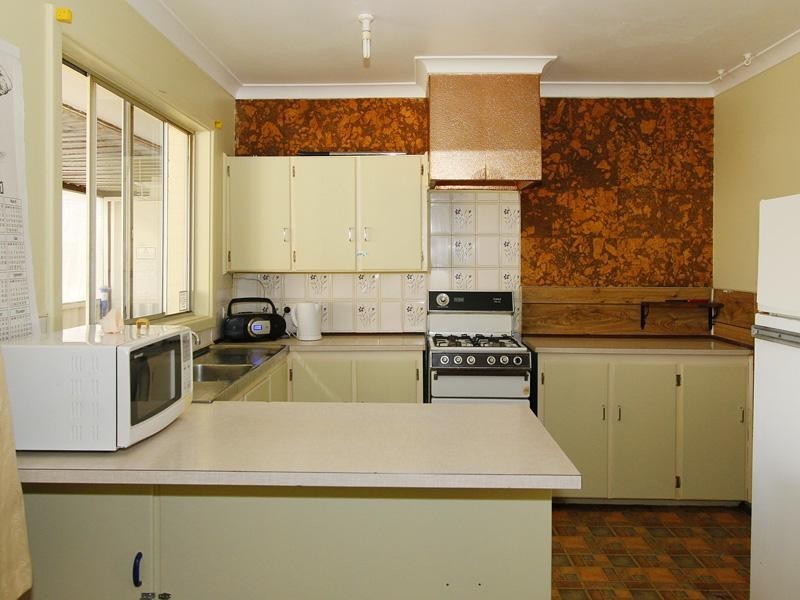 6 Tay Court, Gosnells WA 6110