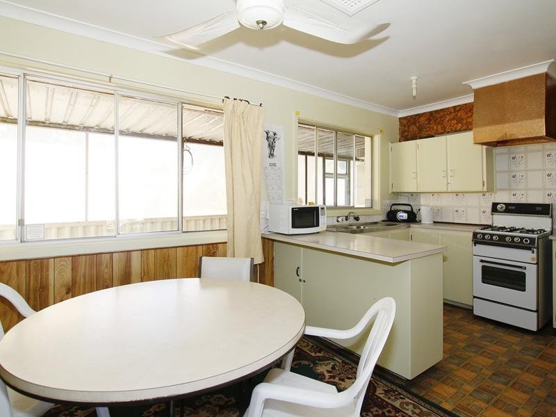 6 Tay Court, Gosnells WA 6110