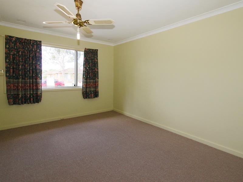 6 Tay Court, Gosnells WA 6110