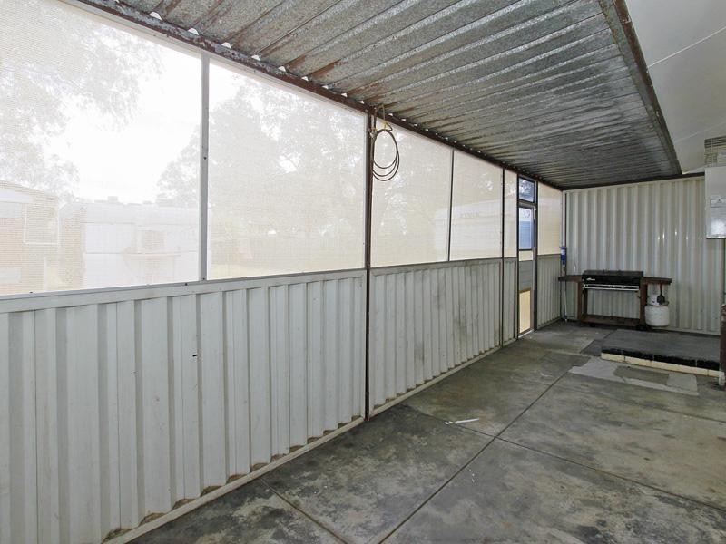 6 Tay Court, Gosnells WA 6110