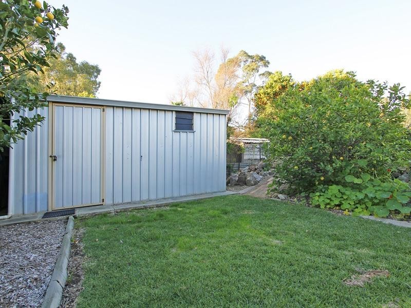 86 Derry Avenue, Mount Nasura WA 6112