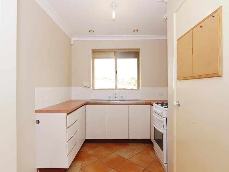 6b Theba Court, Heathridge WA 6027